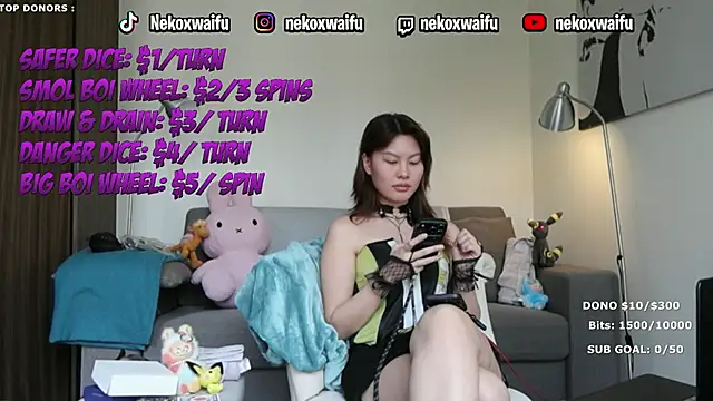 nekoxwaifuのライブXXXチャット