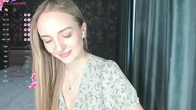 A_delina Chat XXX live