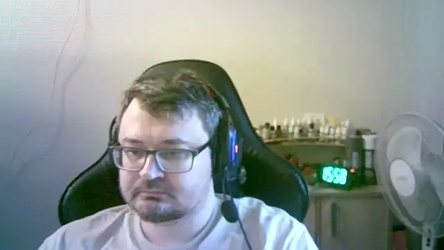 SirAbuserのウェブカメラショー