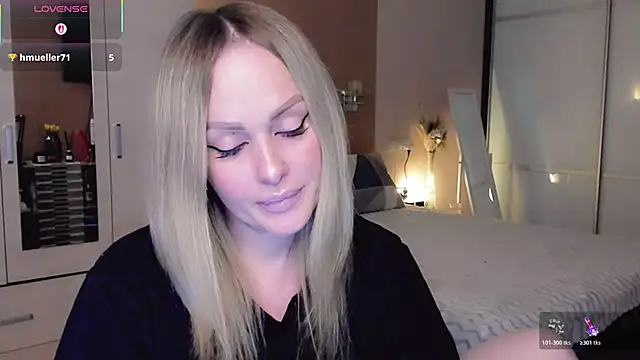 Libby_Nora: απευθείας συνομιλία ΧΧΧ