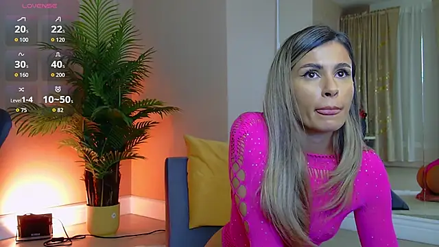 Avril_Cyrus – Naživo XXX chat