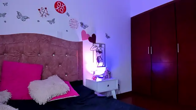 دردشة DesireSweet الجنسية المباشرة