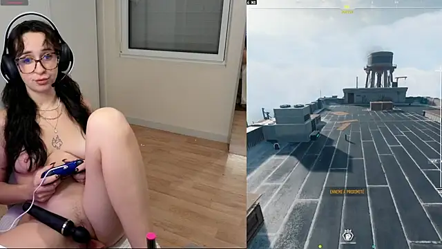 CornetDeGlace Adlı Modelin Canlı XXX Sohbeti