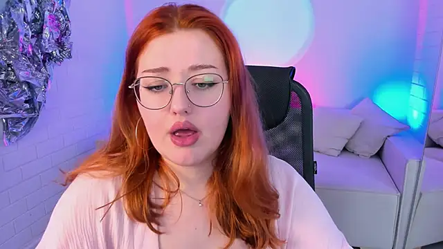 Chat +18 de StaceyJensen ao vivo