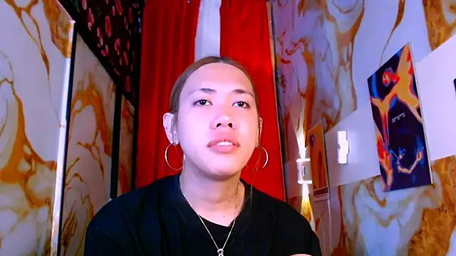 Bigmeatcockstacey 网络视讯表演