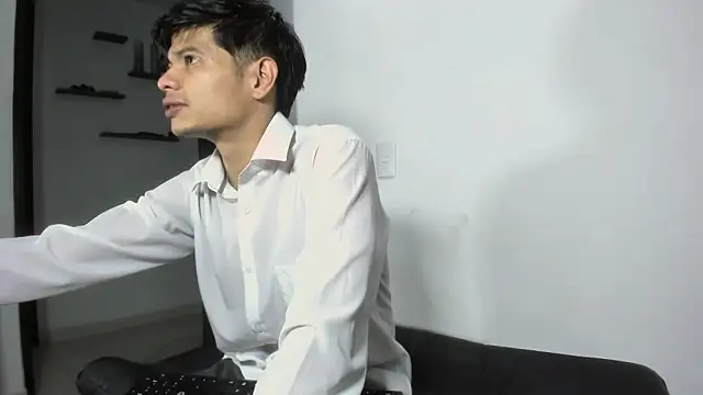 ClemontRosseのウェブカメラショー