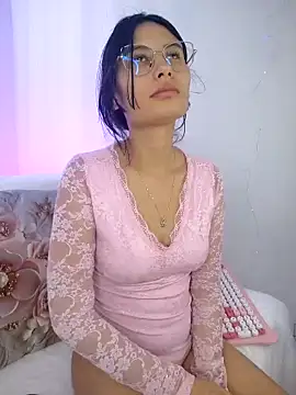 XXX chat uživo modela NayeCloud