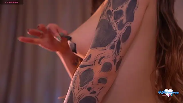 Bllowjoyy Live XXX-chat