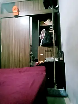 Yerackhip Live XXX-Chat