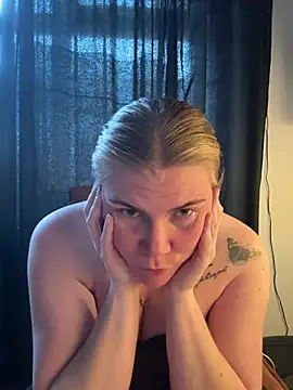 SexyBlondJoanna élő XXX-chatje