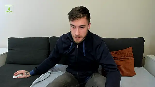 Harvey_Wiliams Live XXX-Chat