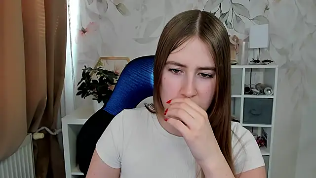 candy_Megan: онлайн-секс-чат