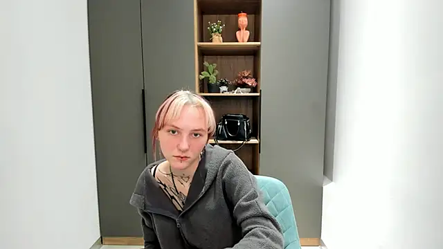 LilySalmond Live XXX-Chat