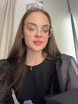 Chat +18 de KristiRich ao vivo