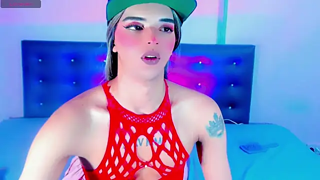 malahya_ élő XXX-chatje