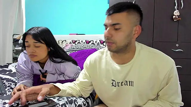 Živý XXX chat LazyandSniffer28