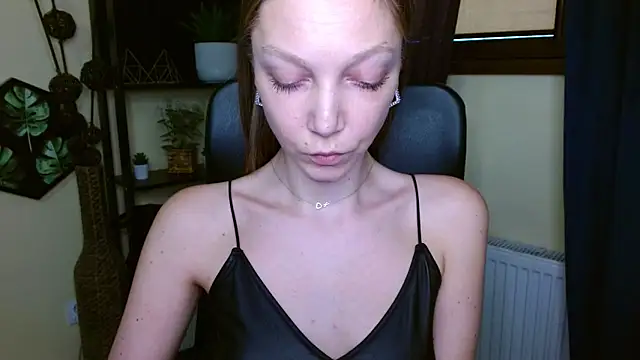 EmillyPlay 现场XXX聊天