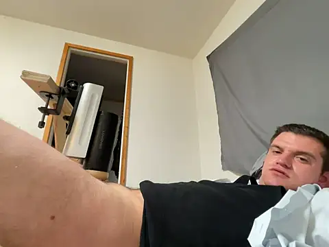 Show webcam de cumitted