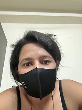 Webkamerová show raavigirl