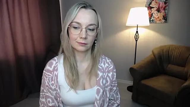 Živý XXX chat Ava_Elior