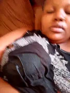 queennapal – Naživo XXX chat