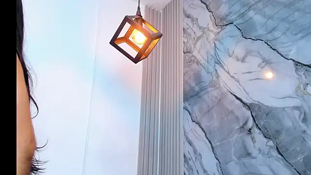 IsabellaMonetのライブXXXチャット