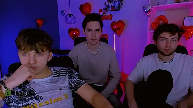 travis_wolf_: онлайн-секс-чат