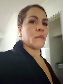 karla-bruni – Live XXX-chat