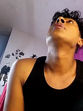 James_large_cock élő XXX-chatje