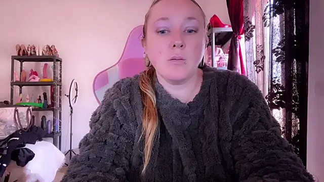 kisicaxx élő XXX-chatje