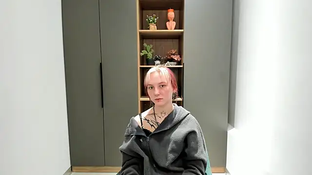 LilySalmond Obrolan Langsung XXX