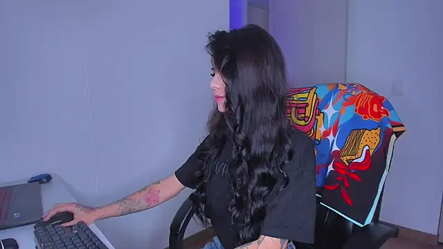 Živý XXX chat Lisegg_