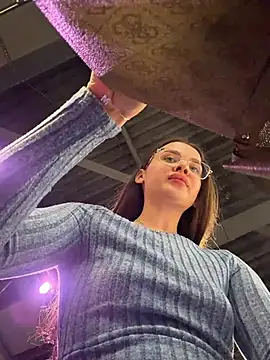 XXX chat uživo modela KristiRich