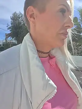 UK_Tall_Barbie_Slutn Live XXX chat