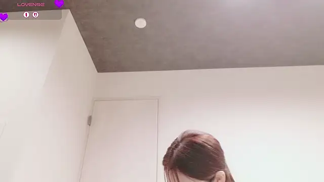 Show modela Mamu_Mamu_ na web-kameri