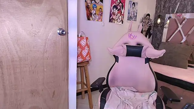 Terraelowen Adlı Modelin Canlı XXX Sohbeti