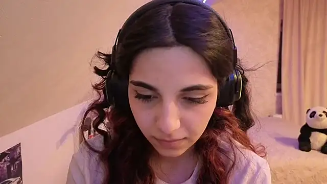 Blissmissataeses Adlı Modelin Canlı XXX Sohbeti