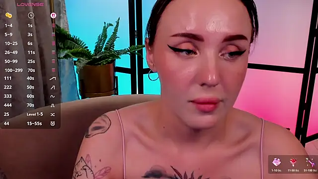 LianaFord Live XXX Chat