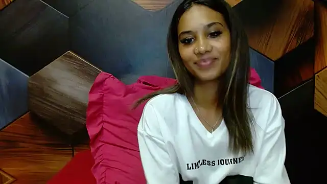 IndianAurora26 Live XXX-chat