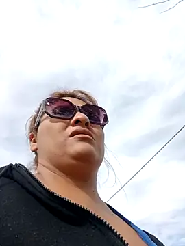 Sembang XXX Secara Langsung maite3235