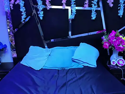 Luna_Staar69のライブXXXチャット