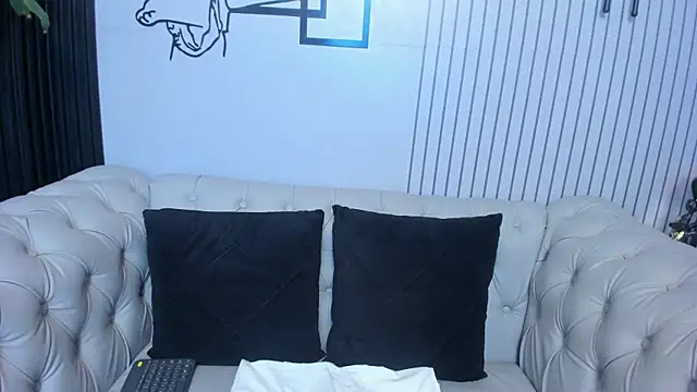 sophie_bonny 即時 XXX 聊天