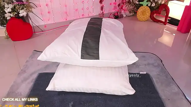 ohyesly_: онлайн-секс-чат