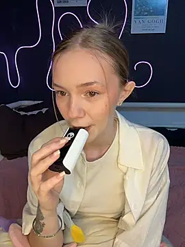 Czat XXX na żywo – MilaMoone