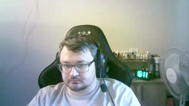 SirAbuser – Live XXX-chat