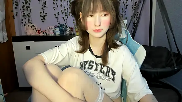 Yoonhee_ki: онлайн-секс-чат