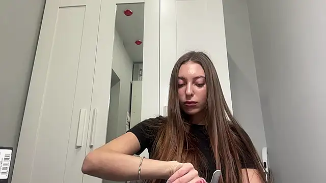 XXX chat uživo modela selena_favn