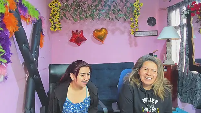 lesbiancuple Live XXX Chat