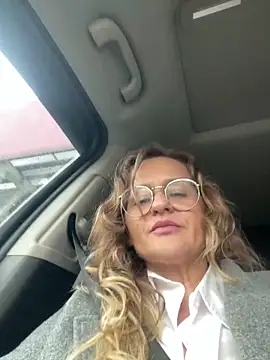 mommy_nadin Live XXX Chat