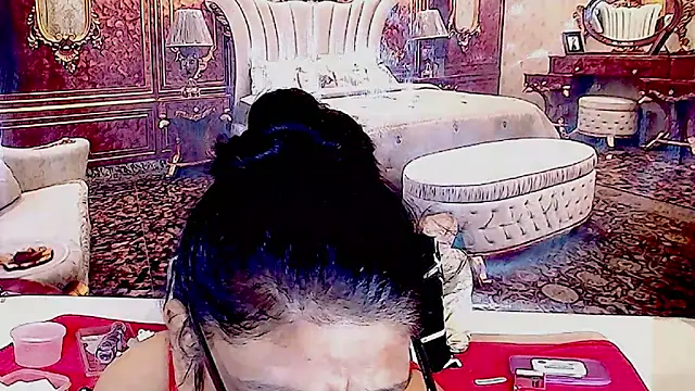 Chat +18 de IndianAllure ao vivo